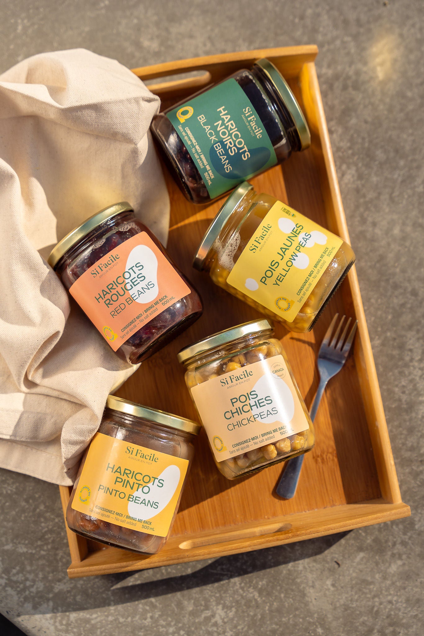 Discovery box - 12 jars